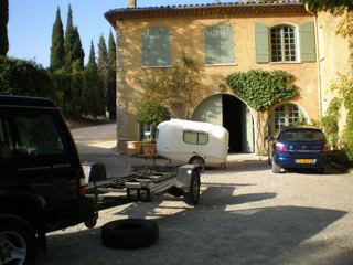 netoyage de la mini caravane laika 500 pour fiat 500 et fiat 600