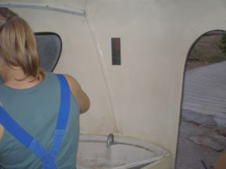 netoyage de la mini caravane laika 500 pour fiat 500 et fiat 600